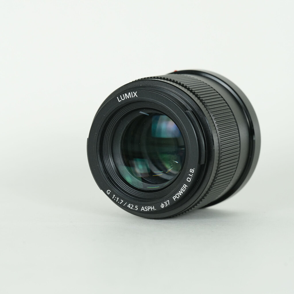 Panasonic LUMIX G 42.5mm / F1.7 ASPH. / POWER O.I.S.の出品 | ONE