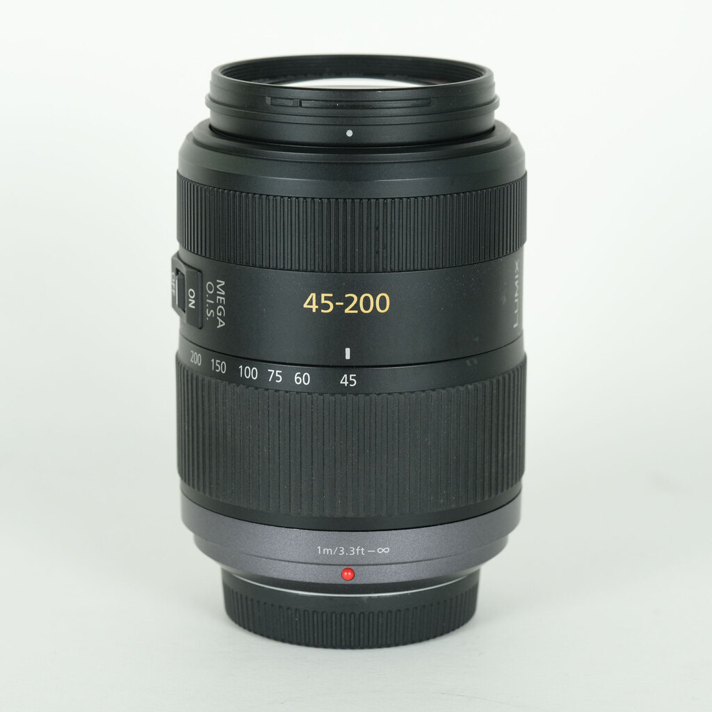 Panasonic LUMIX G VARIO 45-200mm F4.0-F5.6 MEGA O.I.S. H-FS045200 Panasonic LUMIX G VARIO 45-200mm F4.0-F5.6 MEGA O.I.S. H-FS045200