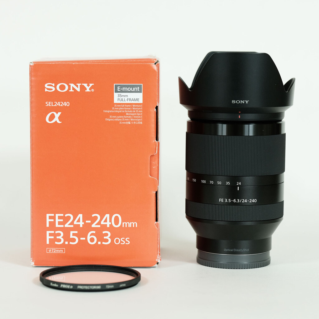 SONY FE 24-240mm F3.5-6.3 OSS SEL24240