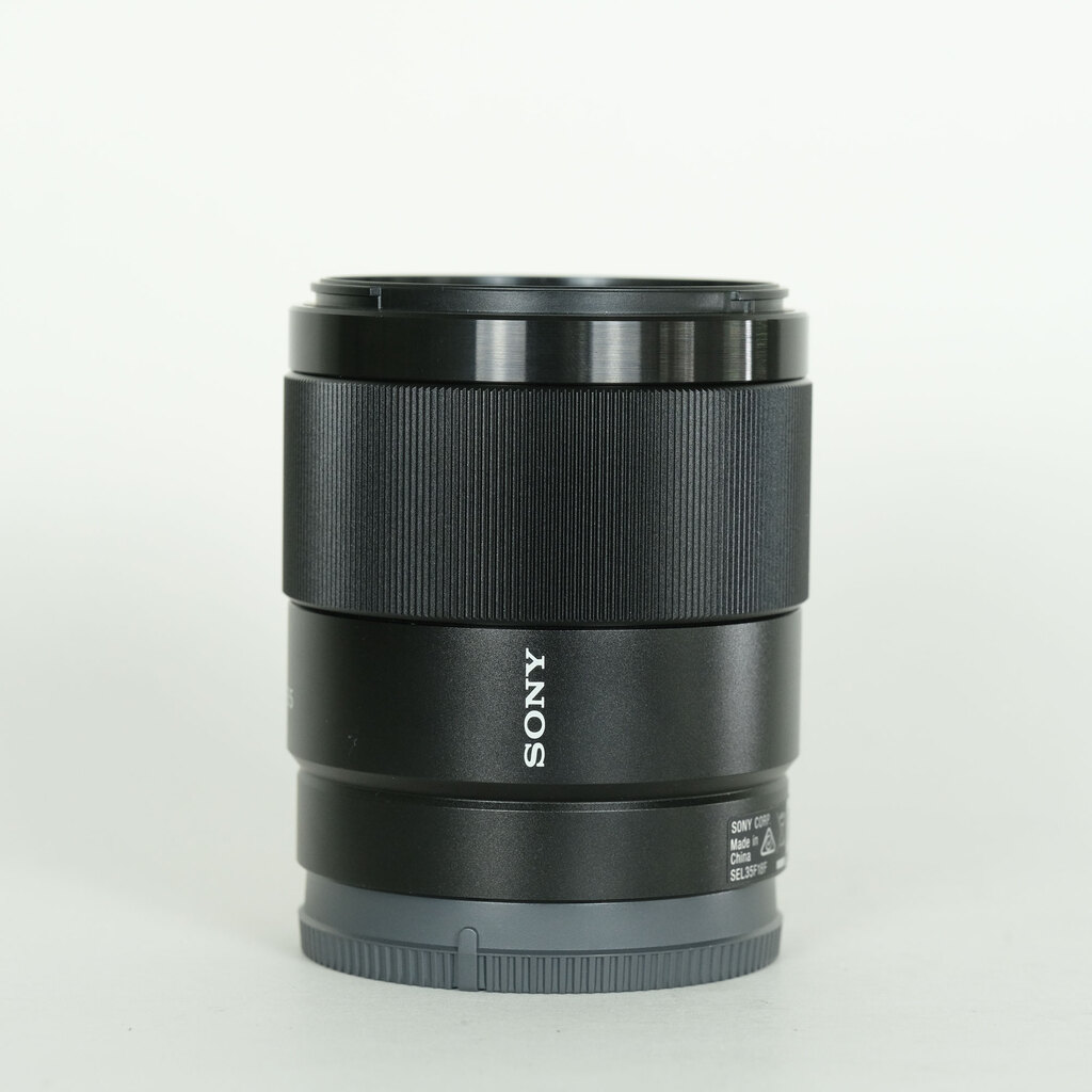 SONY FE 35mm F1.8 SEL35F18F SONY FE 35mm F1.8 SEL35F18F