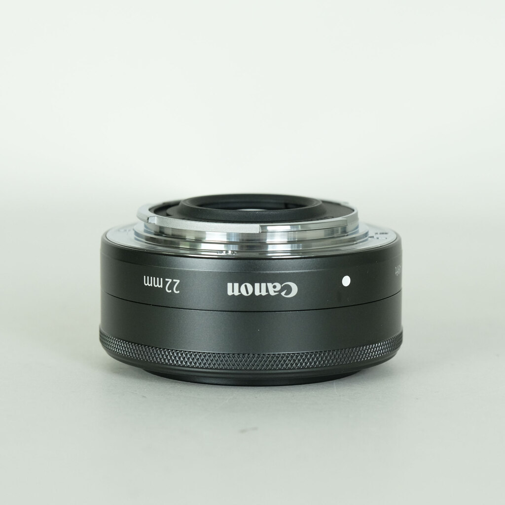 Canon EF-M22mm F2 STM