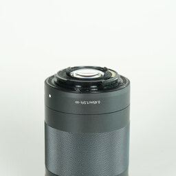Canon EF-M18-150mm F3.5-6.3 IS STM Canon EF-M18-150mm F3.5-6.3 IS STM