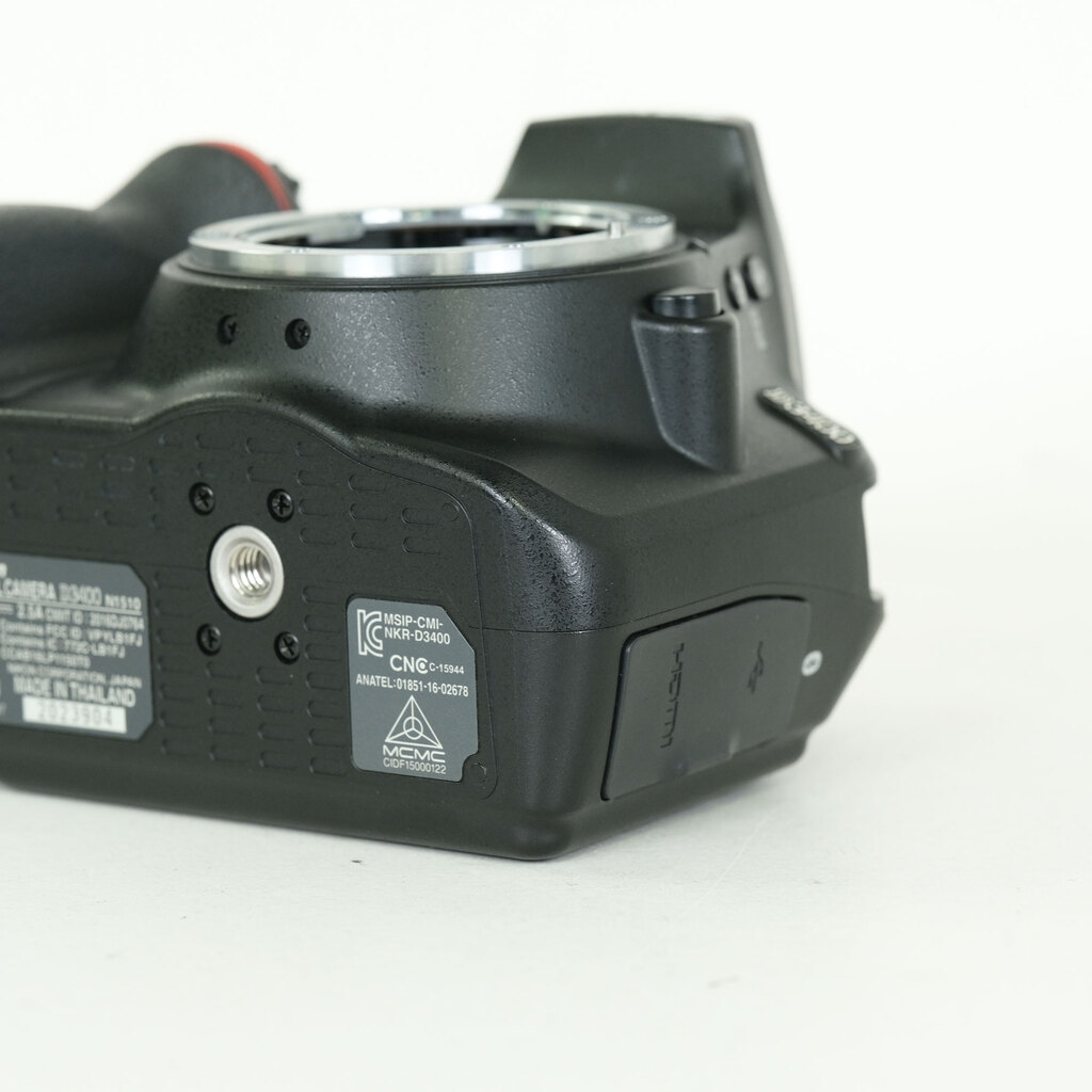 Nikon D3400 Nikon D3400