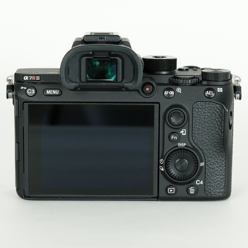 SONY α7RIII ボディ ILCE-7RM3A 【後期モデル 液晶下部にSONYロゴなし】 SONY α7RIII ボディ ILCE-7RM3A 【後期モデル 液晶下部にSONYロゴなし】