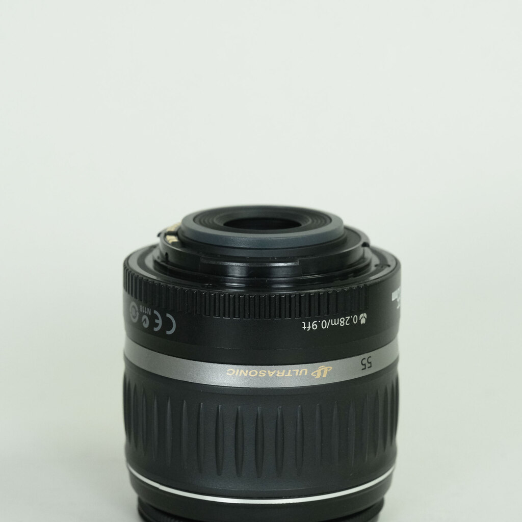 Canon EF-S 18-55mm F3.5-5.6 II USM