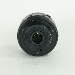 Nikon AF-S DX NIKKOR 18-55mm f3.5-5.6G VR II Nikon AF-S DX NIKKOR 18-55mm f3.5-5.6G VR II