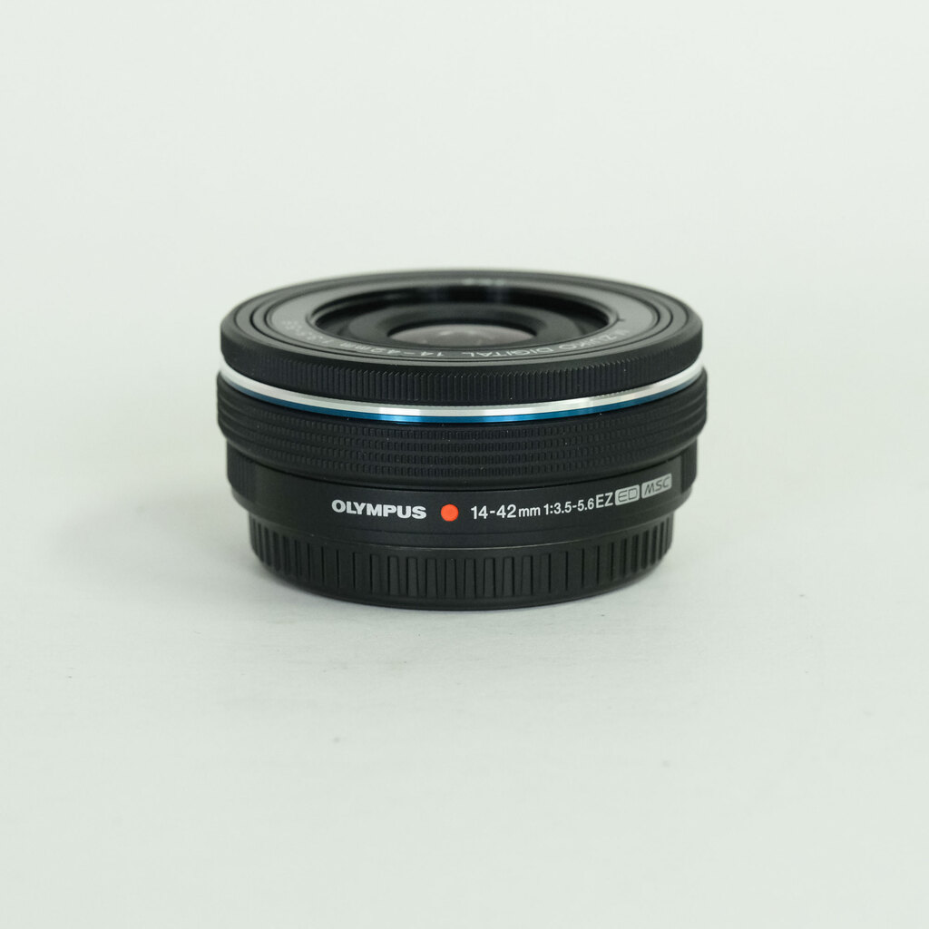 OLYMPUS M.ZUIKO DIGITAL ED 14-42mm F3.5-5.6 EZ ブラック