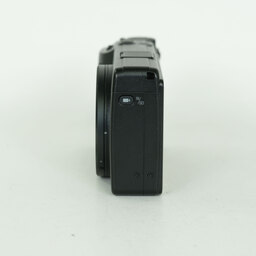 RICOH GR IV