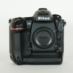 Nikon D5の出品 | ONE SCENE（ワンシーン）