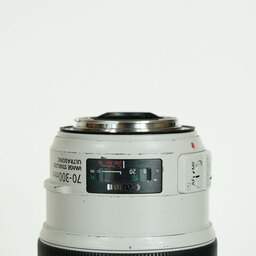 Canon EF70-300mm F4-5.6L IS USM