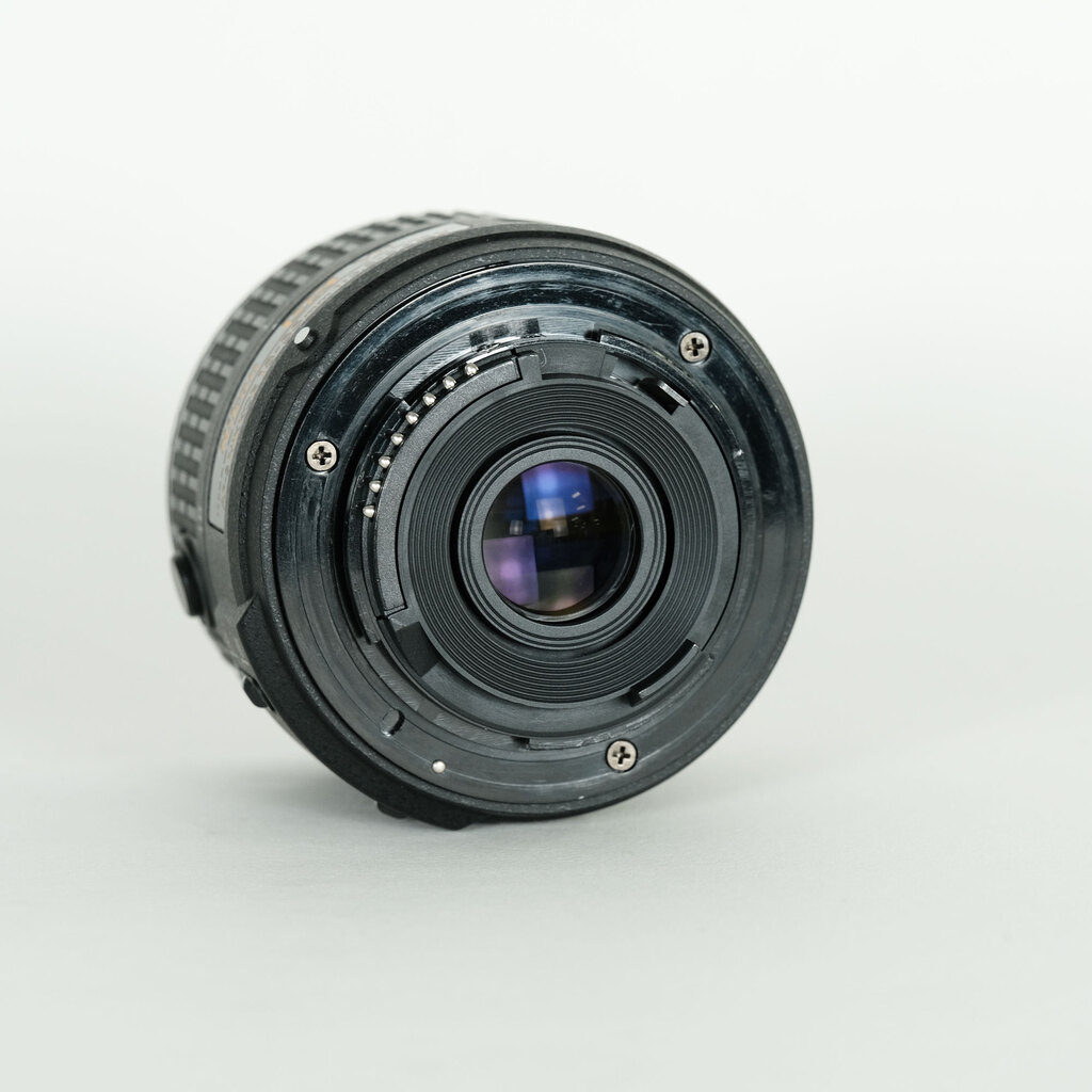 Nikon AF-S DX NIKKOR 18-55mm f3.5-5.6G VR II