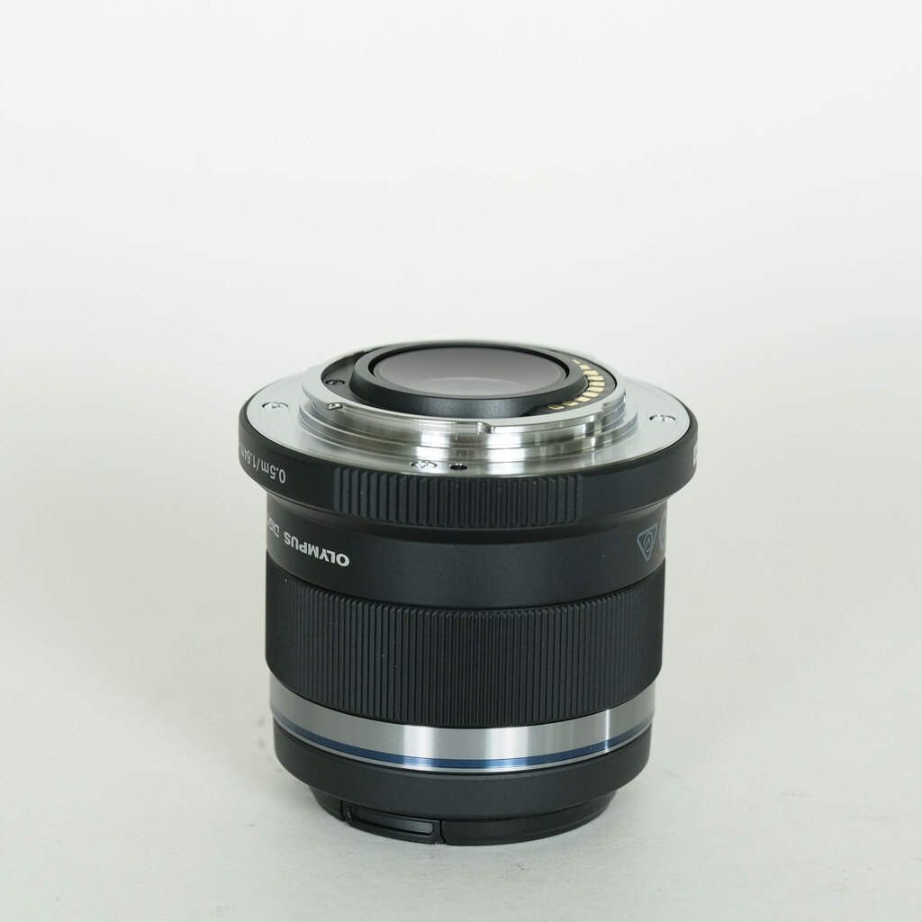 OLYMPUS M.ZUIKO DIGITAL 45mm F1.8