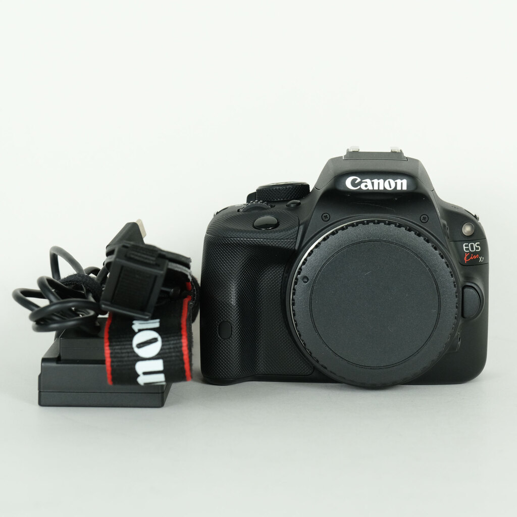 Canon EOS Kiss X7 Canon EOS Kiss X7