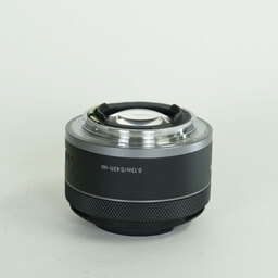 Canon RF16mm F2.8 STM Canon RF16mm F2.8 STM