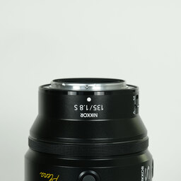 Nikon NIKKOR Z 135mm f/1.8 S Plena