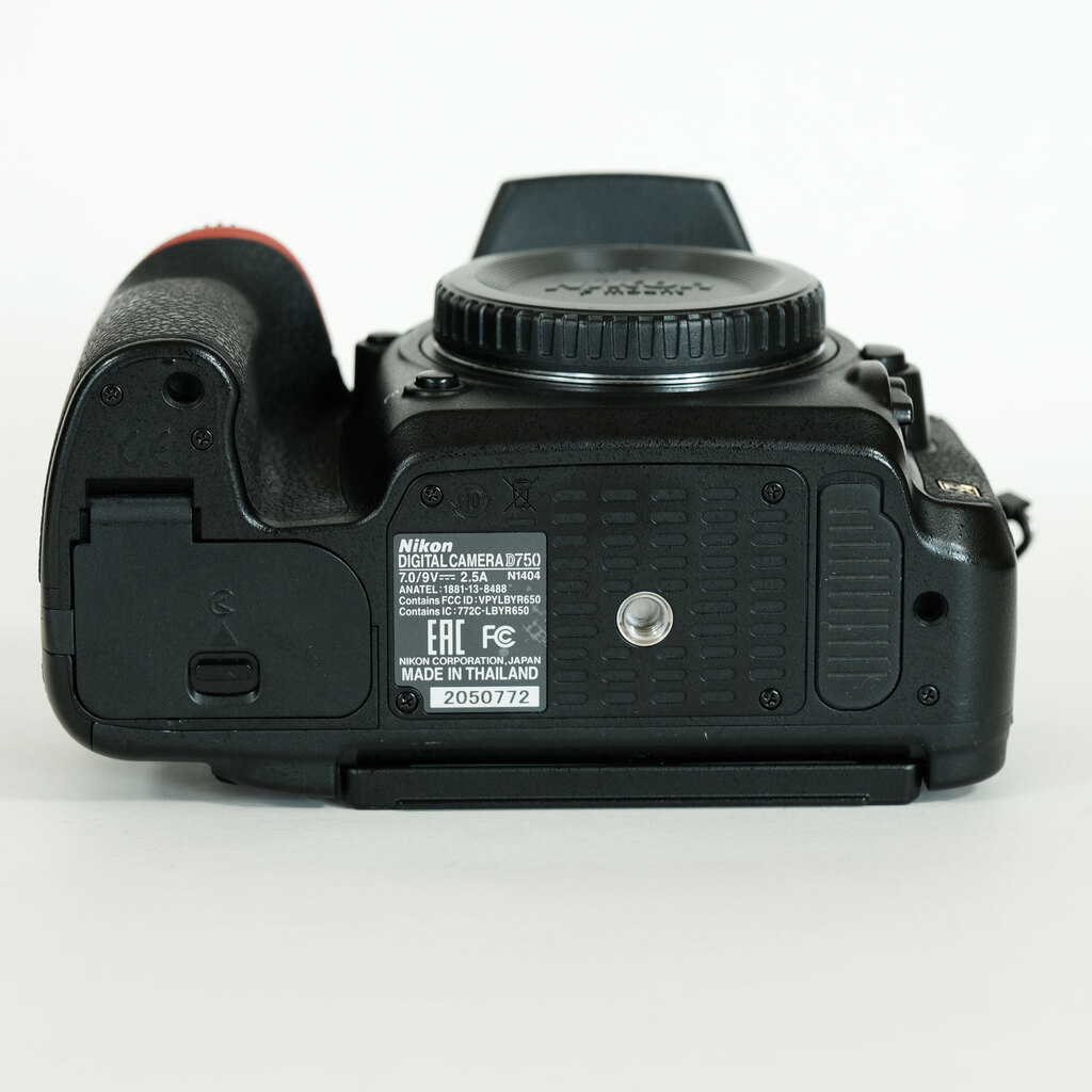 Nikon D750