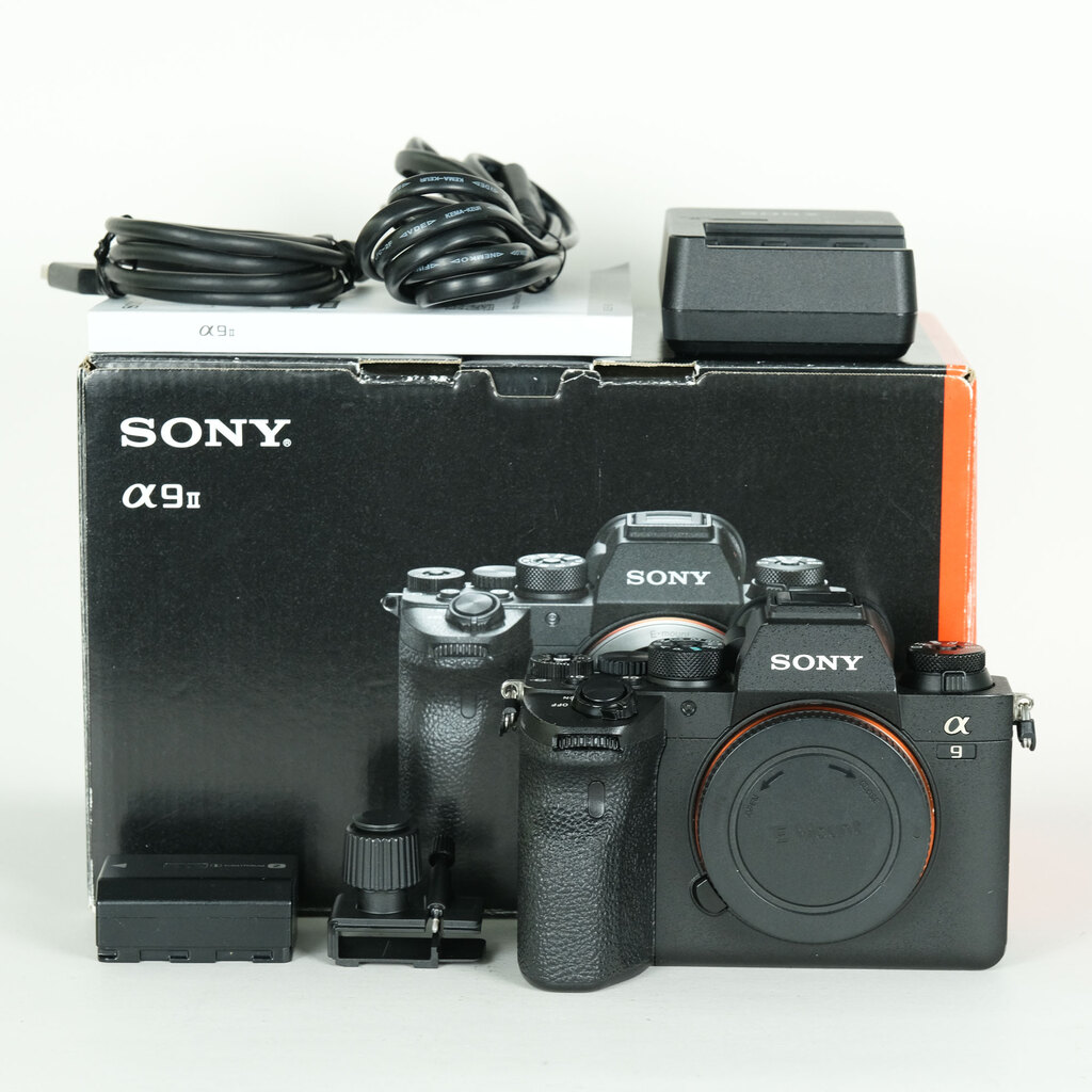 SONY α9II ILCE-9M2 ミラーレス一眼カメラ ソニー ジャンク SONY α9 II（ILCE-9M2）の出品 | ONE SCENE（ワンシーン）