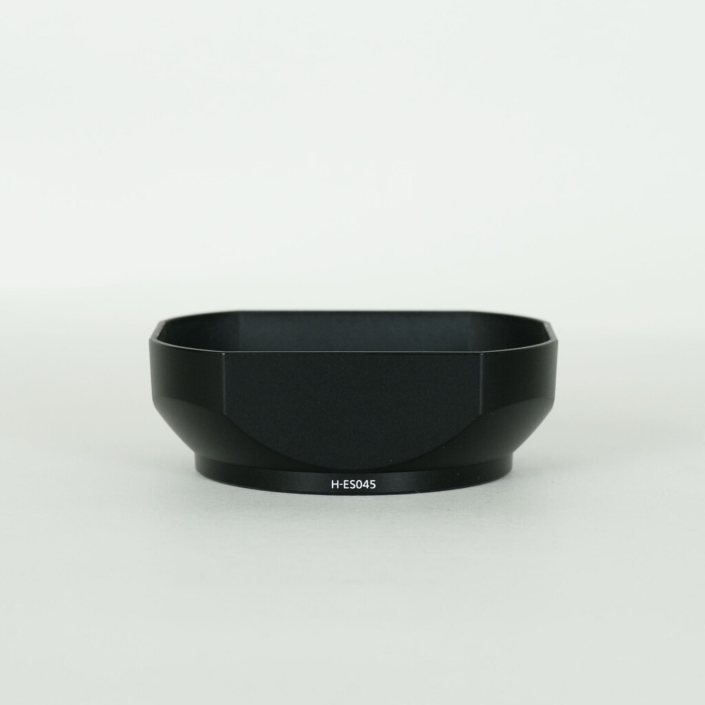 Panasonic LEICA DG MACRO-ELMARIT 45mm F2.8 ASPH. MEGA O.I.S.