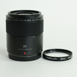 Panasonic LUMIX G MACRO 30mm F2.8 ASPH. MEGA O.I.S.
