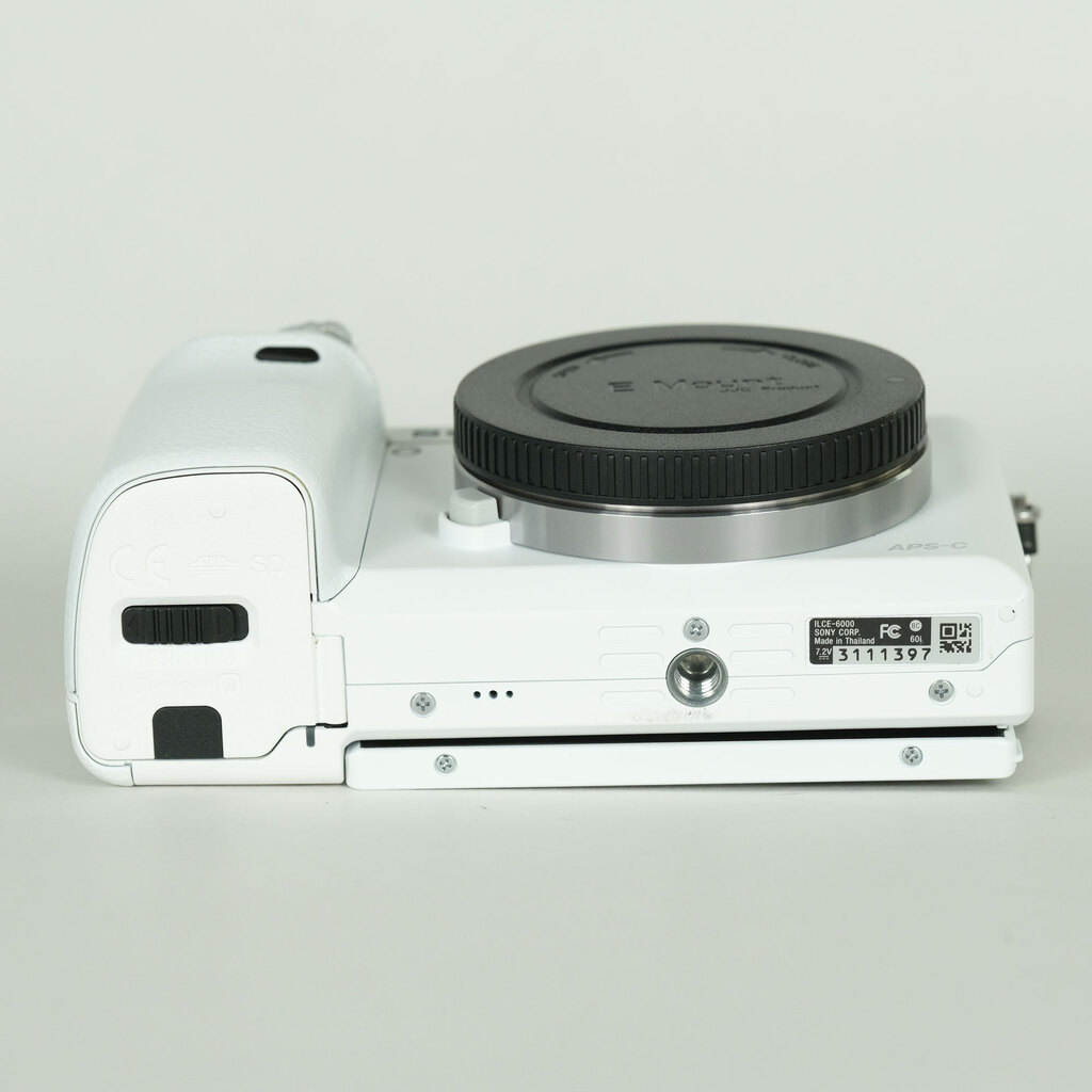 SONY α6000（ILCE-6000）