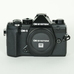 OM SYSTEM OM-5