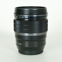 OLYMPUS M.ZUIKO DIGITAL ED 45mm F1.2 PRO