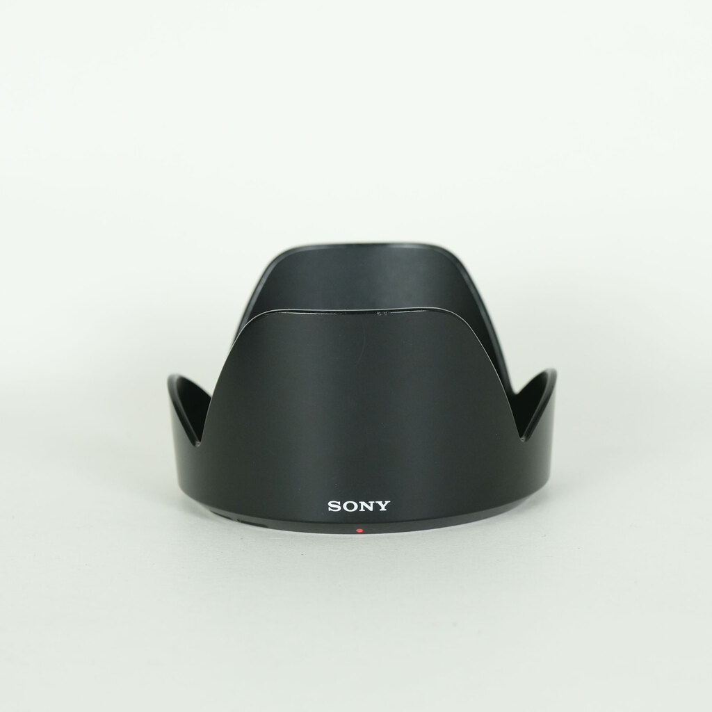 SONY E18-200mm F3.5-6.3 OSS SEL18200