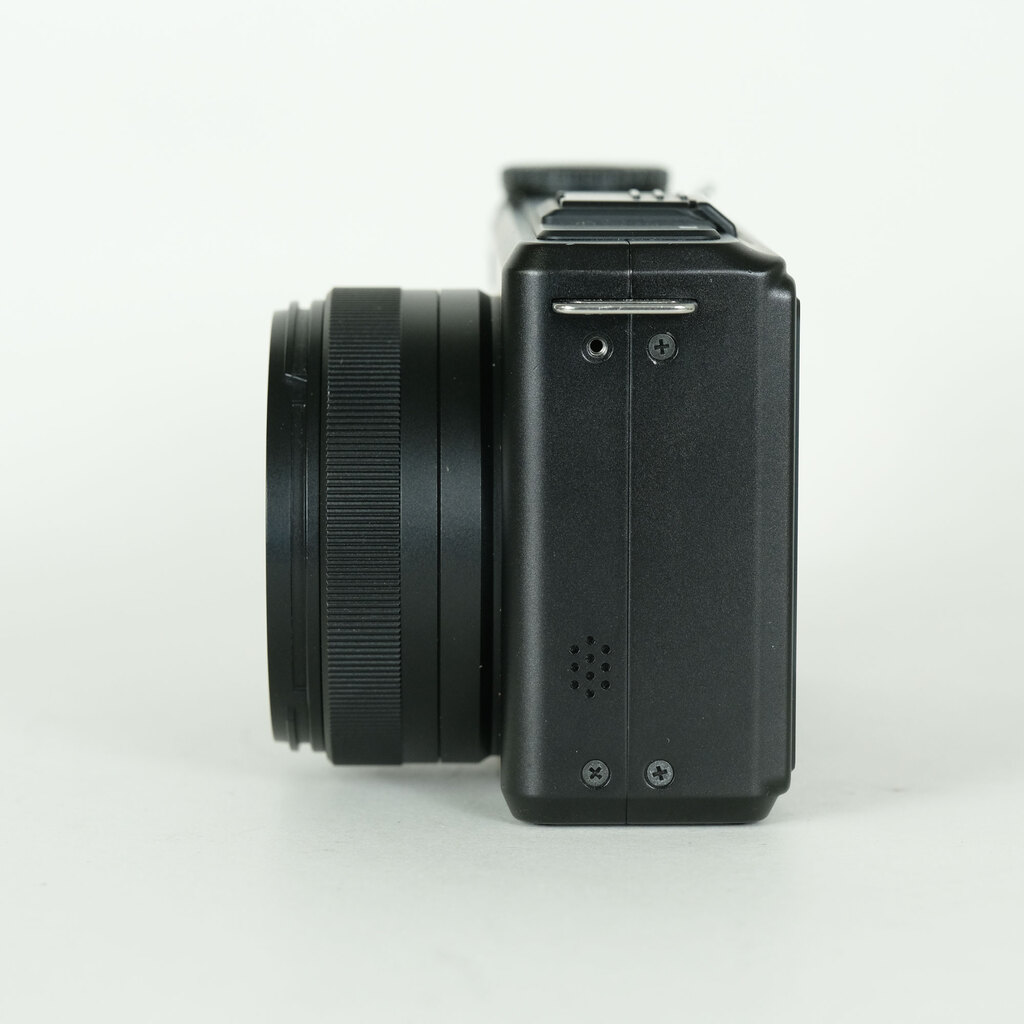 SIGMA DP2 Merrillの出品 | ONE SCENE（ワンシーン）