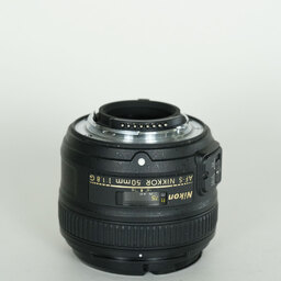 Nikon AF-S NIKKOR 50mm f/1.8G Nikon AF-S NIKKOR 50mm f/1.8G