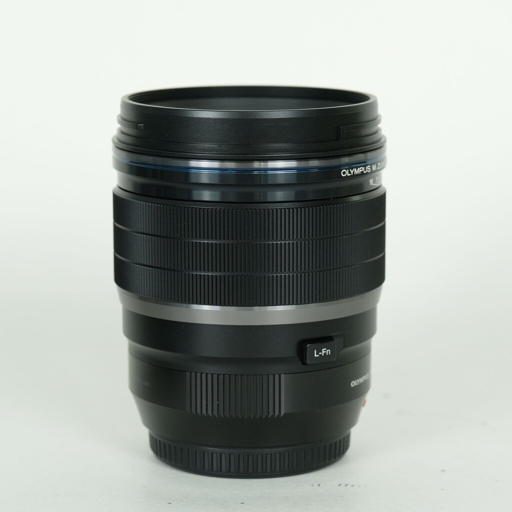 OLYMPUS M.ZUIKO DIGITAL ED 45mm F1.2 PRO OLYMPUS M.ZUIKO DIGITAL ED 45mm F1.2 PRO