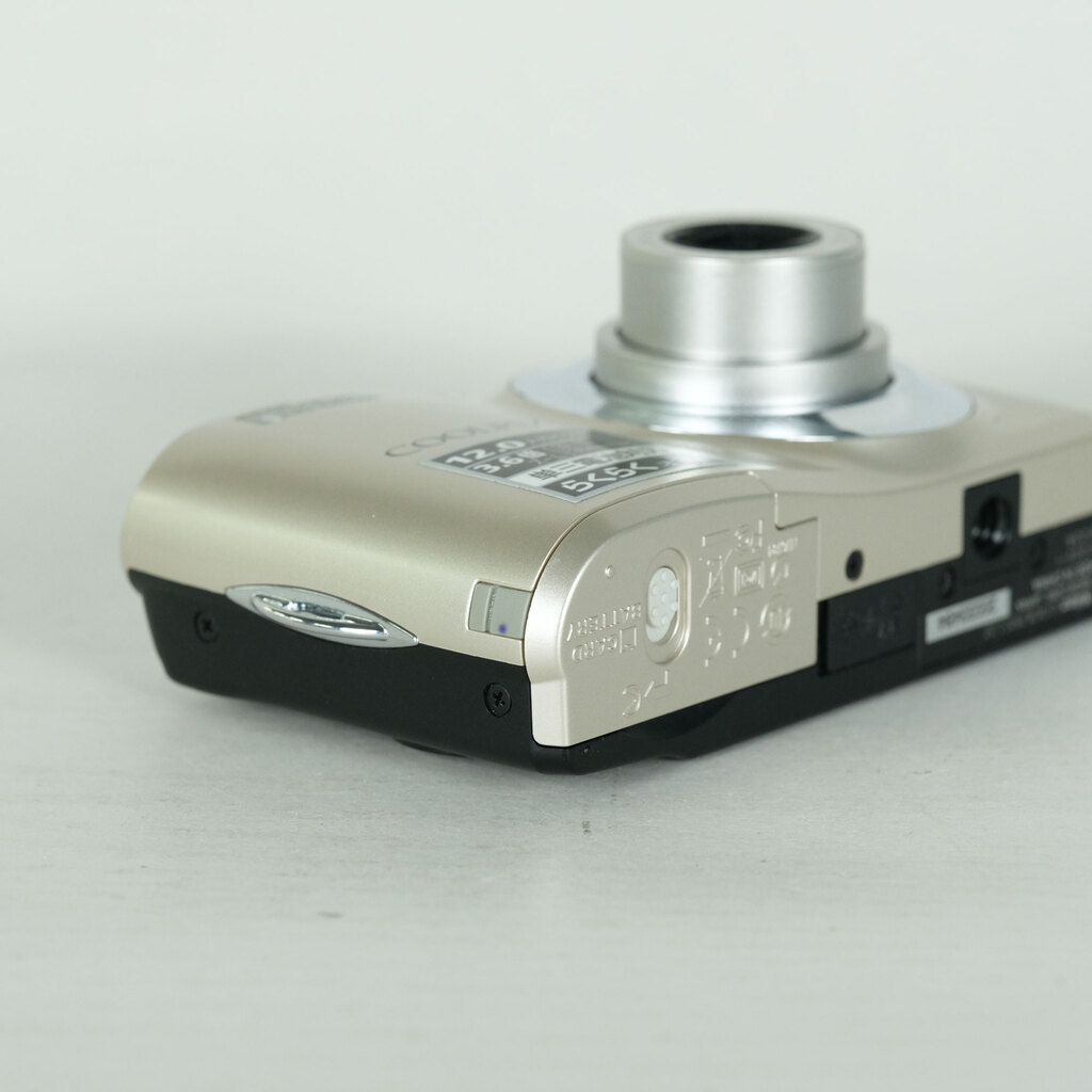 Nikon COOLPIX L22 シルバーの出品 | ONE SCENE（ワンシーン）