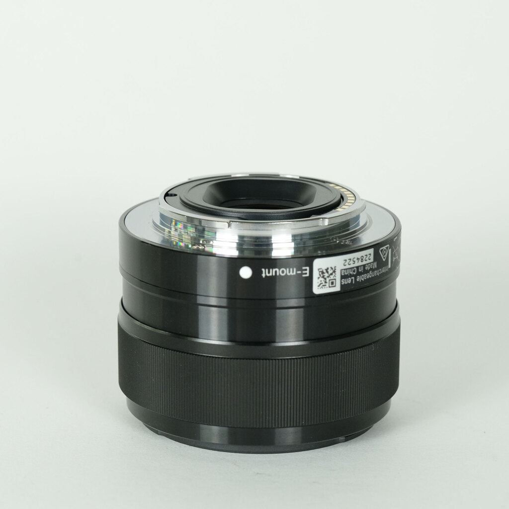 SONY E 35mm F1.8 OSS SEL35F18 SONY E 35mm F1.8 OSS SEL35F18