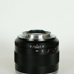 Carl Zeiss Planar T* 85mm F1.4 ZE [キヤノンEF用]