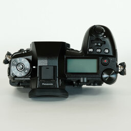 Panasonic LUMIX DC-G9 PRO