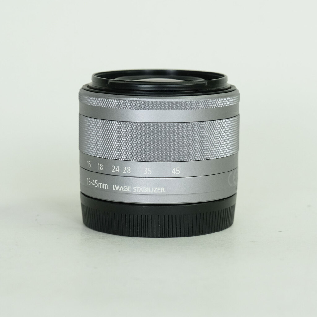 Canon EF-M15-45mm F3.5-6.3 IS STM Canon EF-M15-45mm F3.5-6.3 IS STM