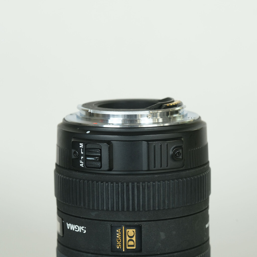 SIGMA 8-16mm F4.5-5.6DC HSM (キヤノンEF用)