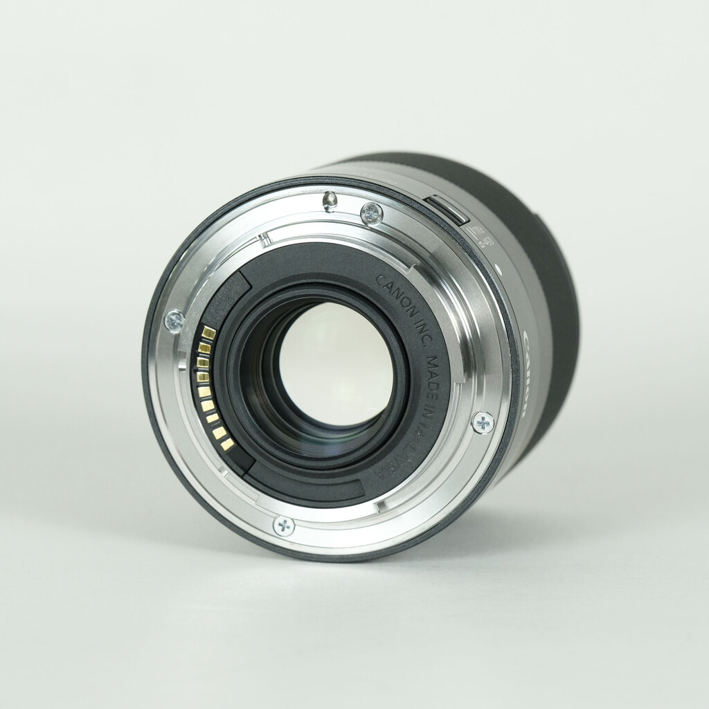 Canon EF-M32mm F1.4 STMの出品 | ONE SCENE（ワンシーン）