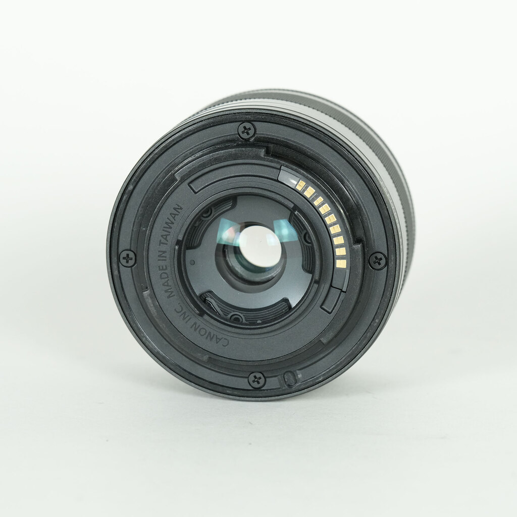 Canon EF-M15-45mm F3.5-6.3 IS STM