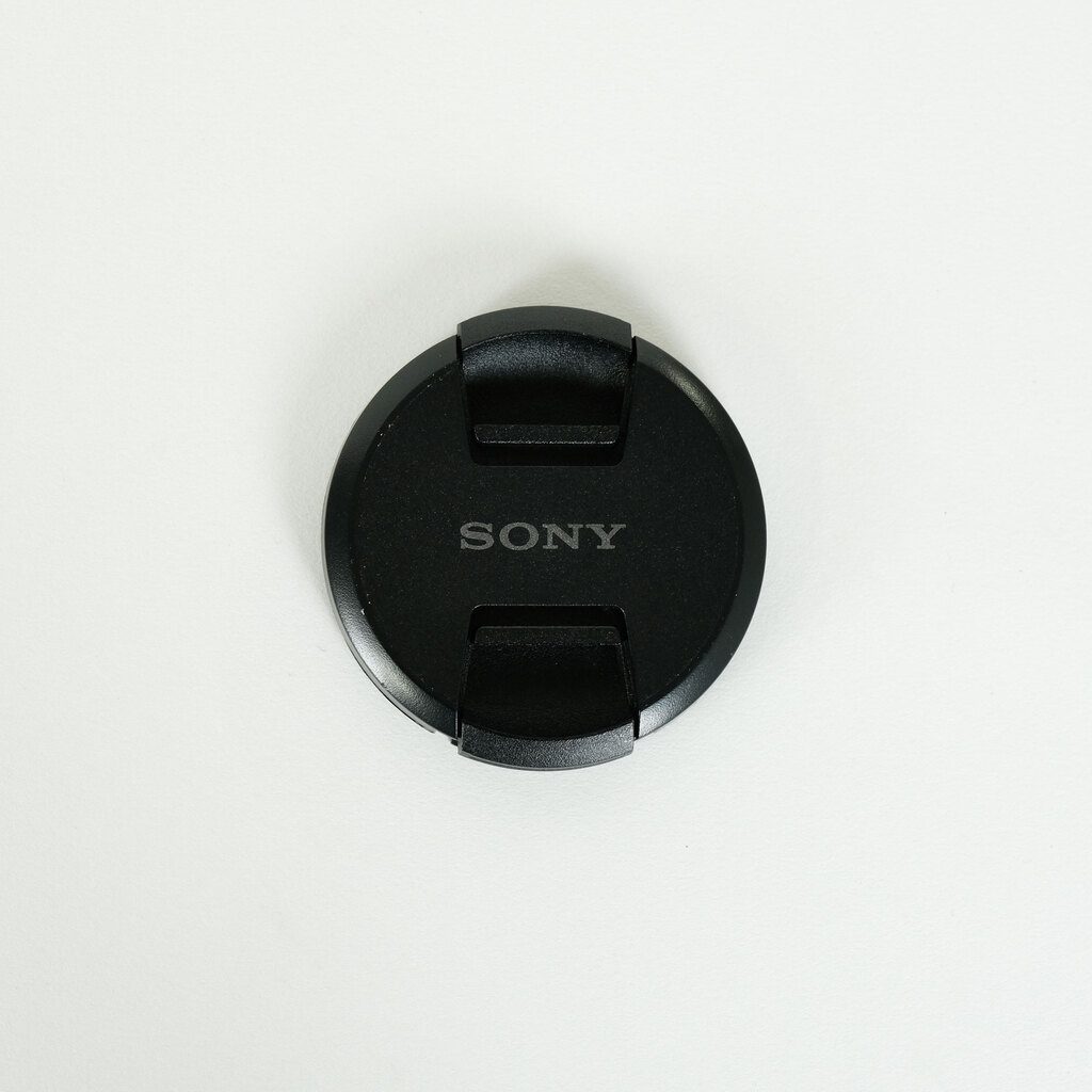 SONY E 18-135mm F3.5-5.6 OSS SEL18135 SONY E 18-135mm F3.5-5.6 OSS SEL18135