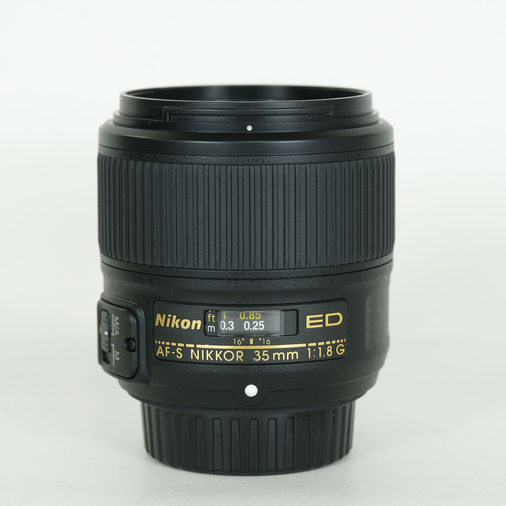 Nikon AF-S NIKKOR 35mm f/1.8G ED