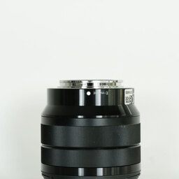 SONY E 10-18mm F4 OSS SEL1018
