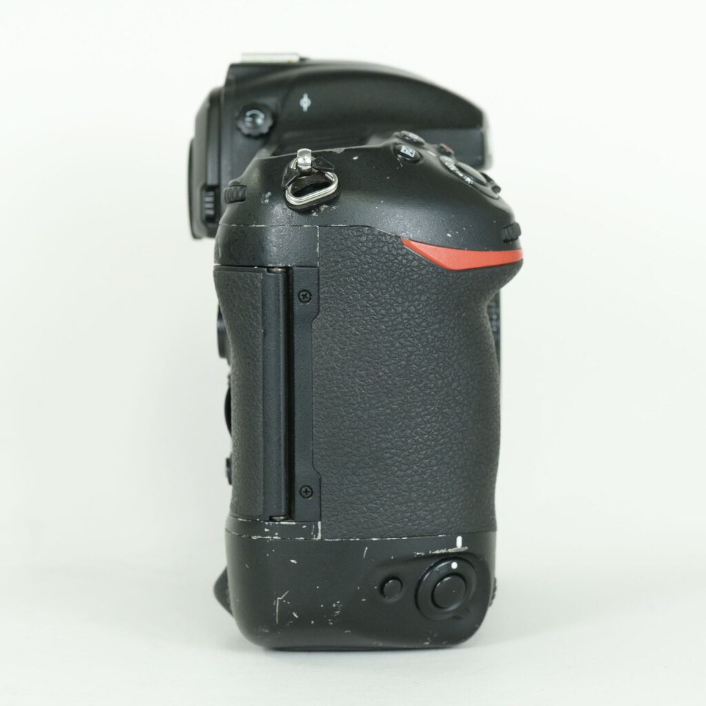 Nikon D5