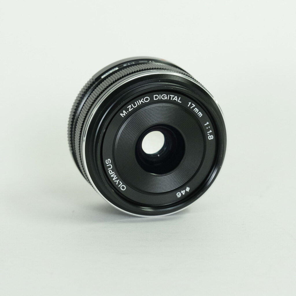 OLYMPUS M.ZUIKO DIGITAL 17mm F1.8 OLYMPUS M.ZUIKO DIGITAL 17mm F1.8