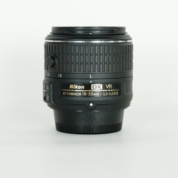 Nikon AF-S DX NIKKOR 18-55mm f3.5-5.6G VR II