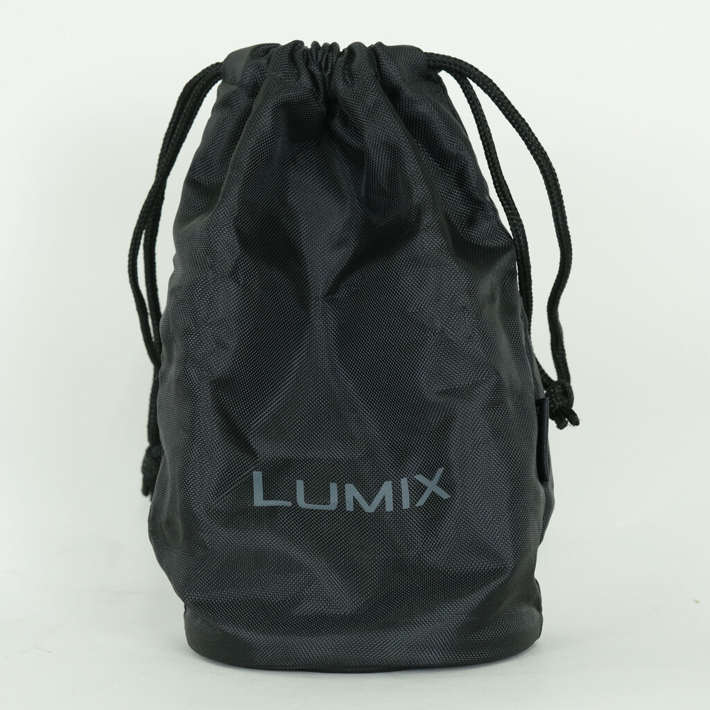 Panasonic LUMIX G VARIO 100-300mm / F4.0-5.6 II / POWER O.I.S. Panasonic LUMIX G VARIO 100-300mm / F4.0-5.6 II / POWER O.I.S.