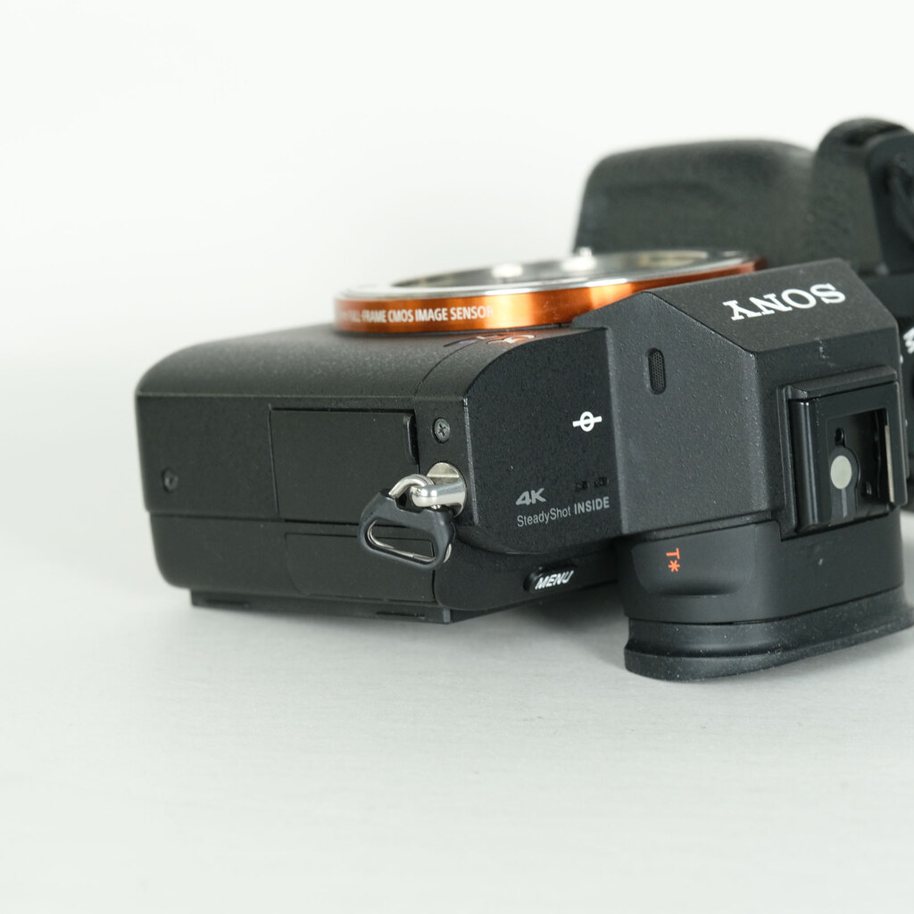 SONY α7S II（ILCE-7SM2）の出品 | ONE SCENE（ワンシーン）