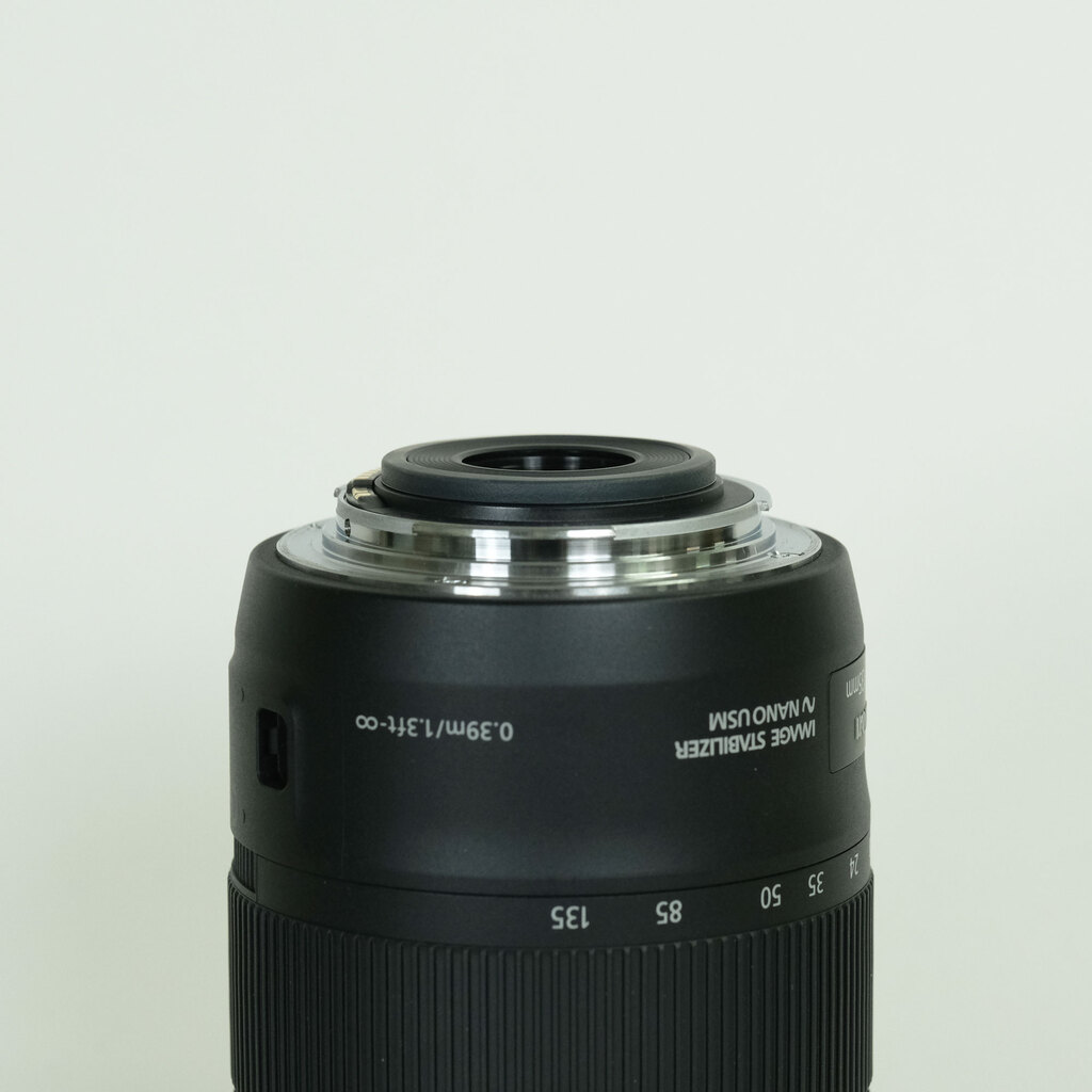 Canon EF-S18-135mm F3.5-5.6 IS USM Canon EF-S18-135mm F3.5-5.6 IS USM