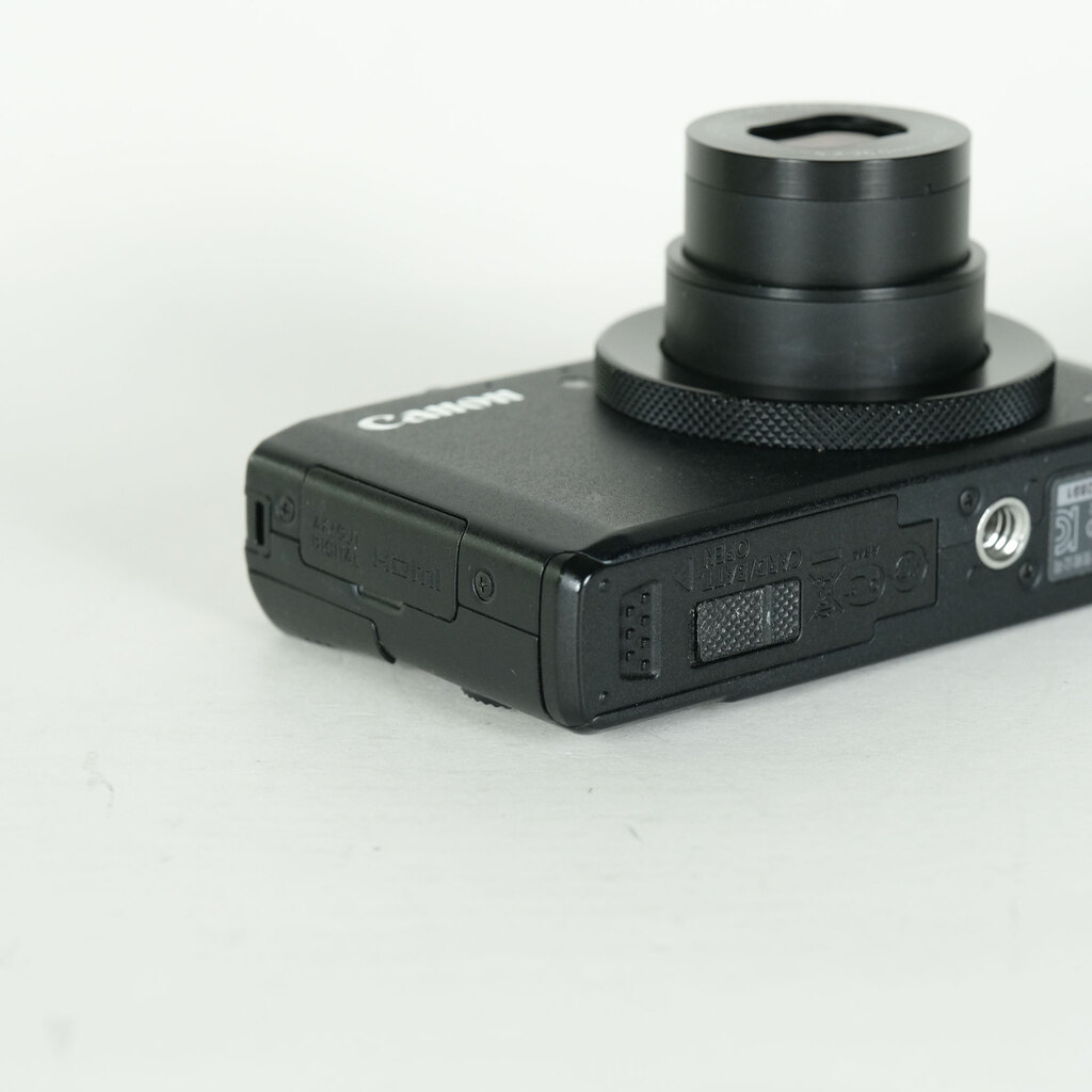 Canon PowerShot S110 ブラックの出品 | ONE SCENE（ワンシーン）