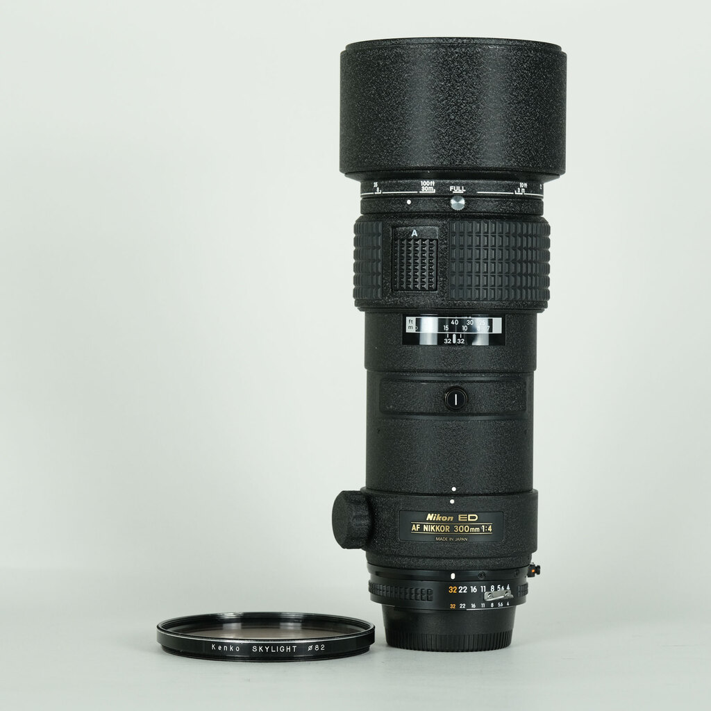 Nikon AF NIKKOR 300mm F4 ED IFの出品 | ONE SCENE（ワンシーン）