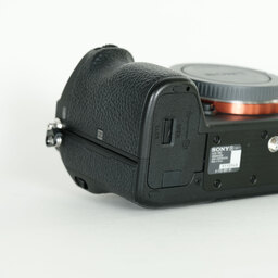 SONY α7 III(ILCE-7M3) SONY α7 III(ILCE-7M3)